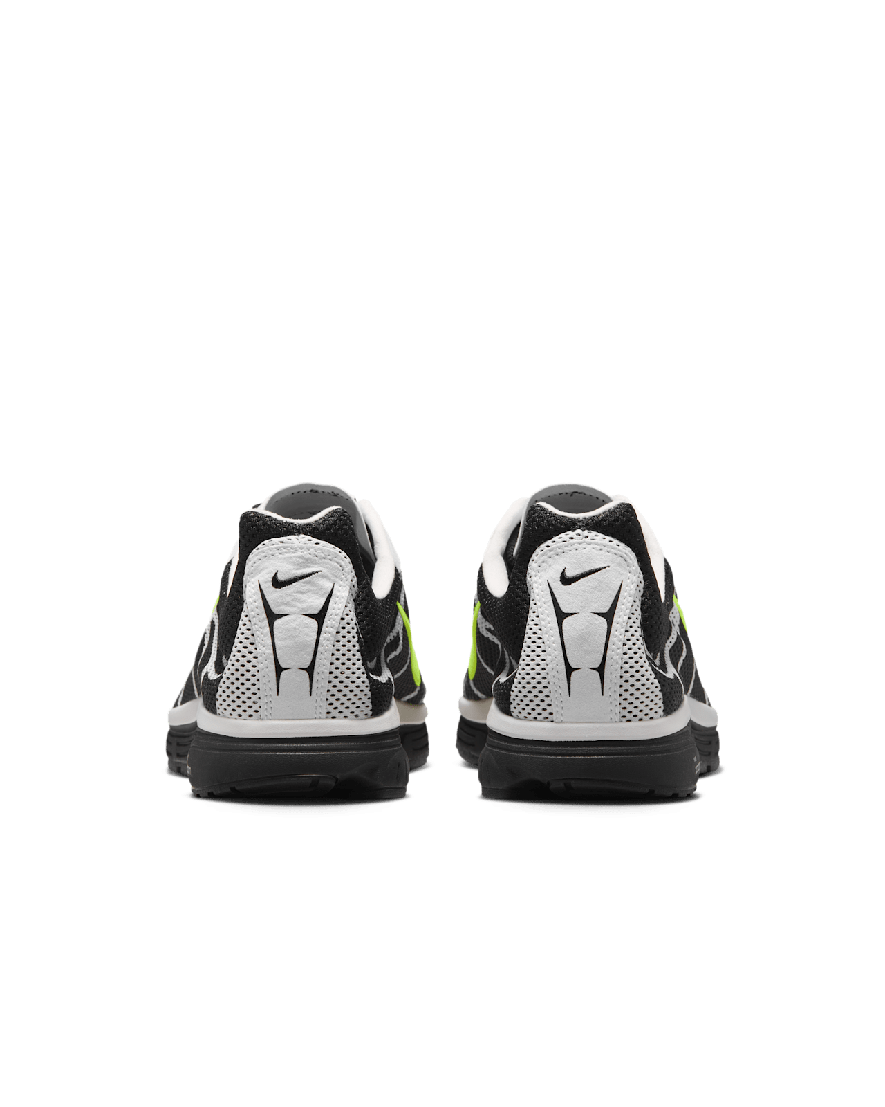 NIKE公式】ズーム ストリーク 3 'Black and Summit White' (IQ8012-001